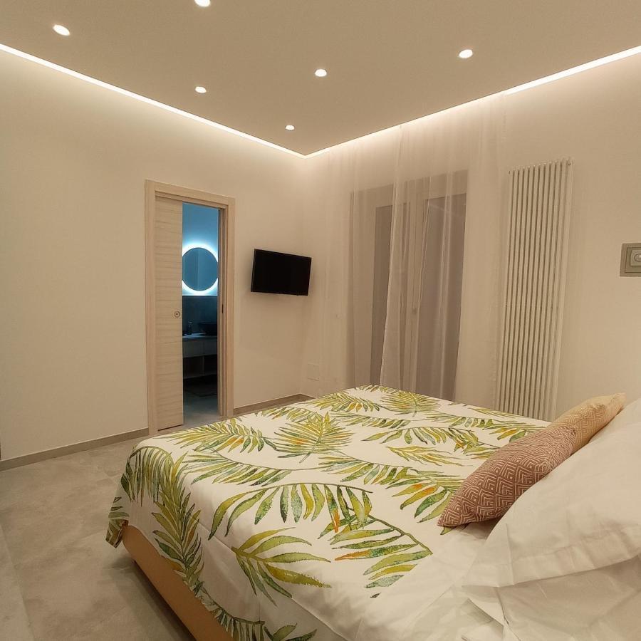 Alloggio Nuovissimo Al Centro E Rilassante Ischia Buitenkant foto